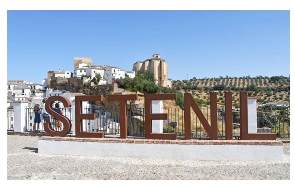 Апартаменты La Medina Alta Setenil De Las Bodegas Экстерьер фото